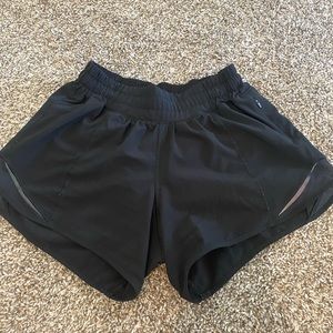 Lululemon hotty hot shorts!